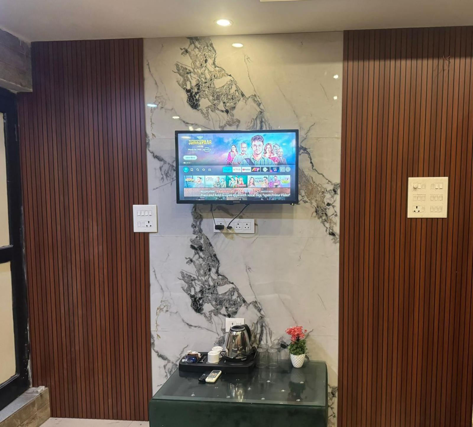 Hotel Dev Ganga Rishīkesh Dış mekan fotoğraf