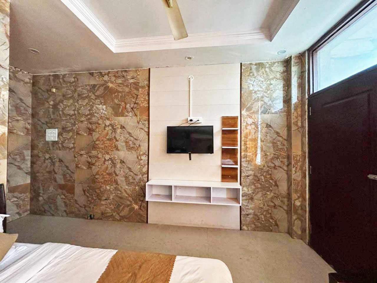 Hotel Dev Ganga Rishīkesh Dış mekan fotoğraf