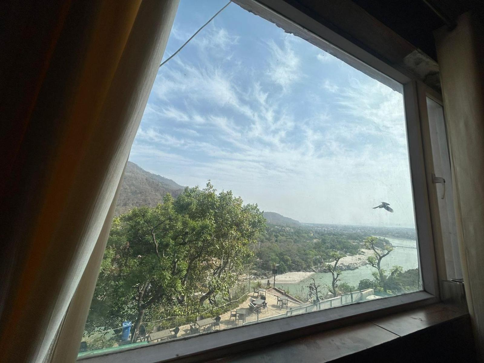 Hotel Dev Ganga Rishīkesh Dış mekan fotoğraf