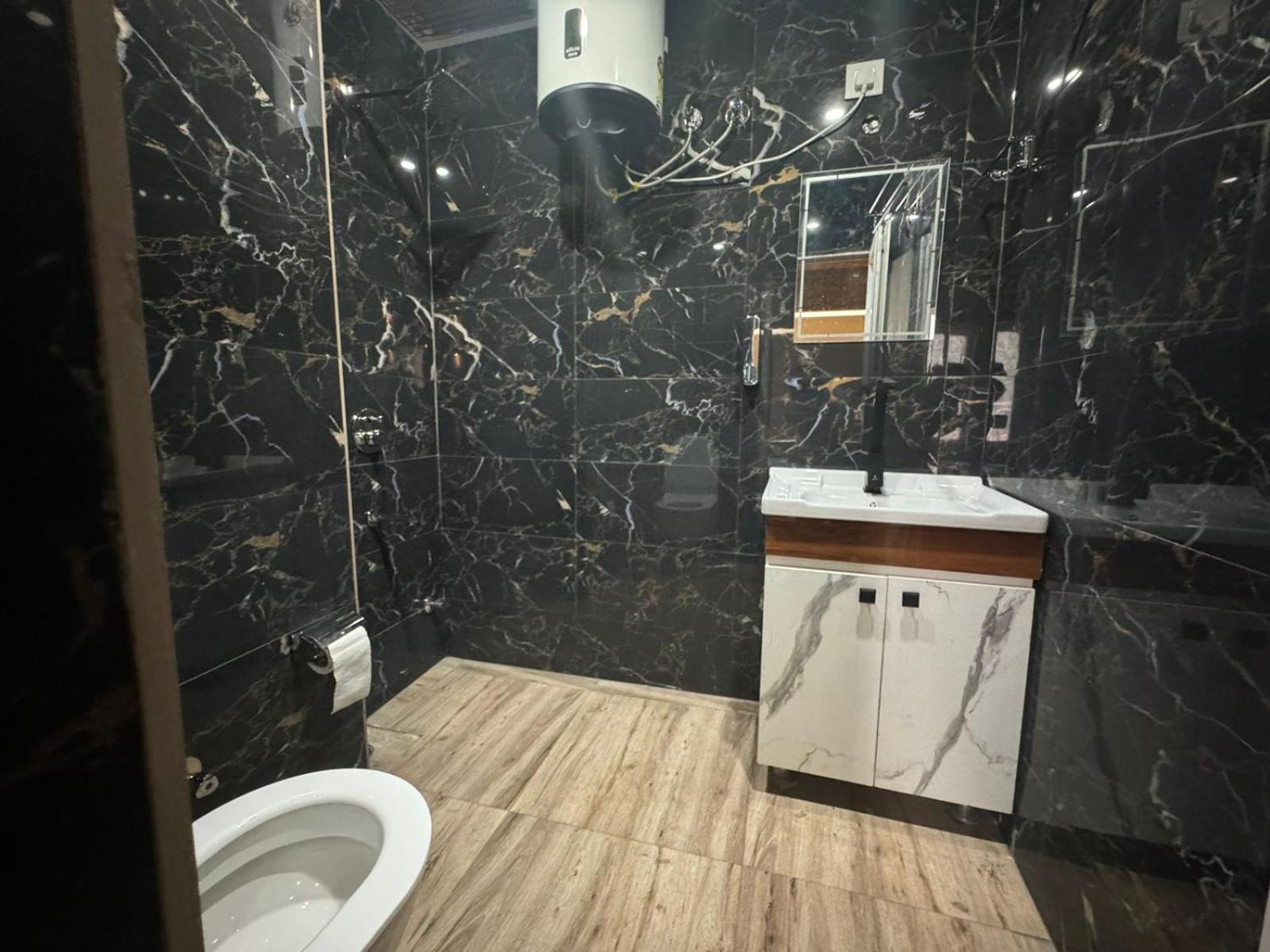 Hotel Dev Ganga Rishīkesh Dış mekan fotoğraf